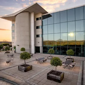 4* Hotel Arora Gatwick/crawley